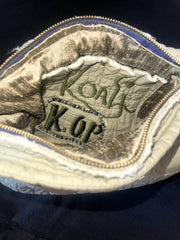 POUCH